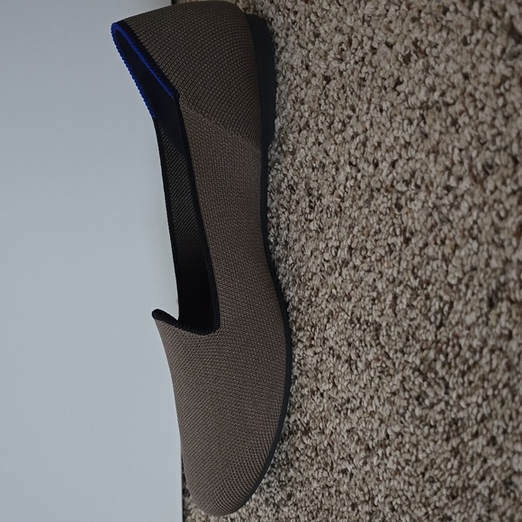 Rothys Sz 9.5 The Lounge Loafer In Sparrow - Picture 6 of 12